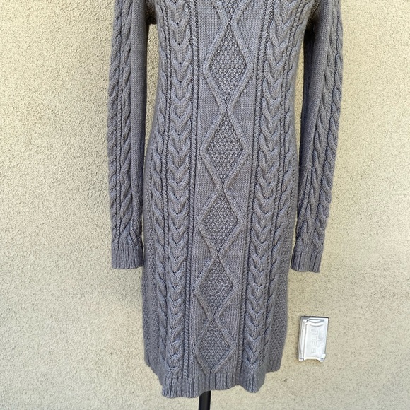 Polo Ralph Lauren cable knit sweater dress - Picture 2 of 11